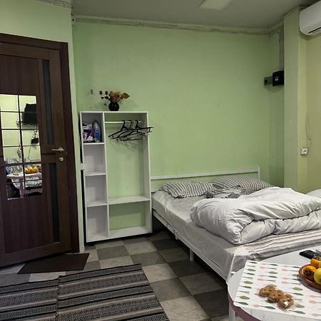 Vahe'S Family Guest House Front Jerevan Buitenkant foto