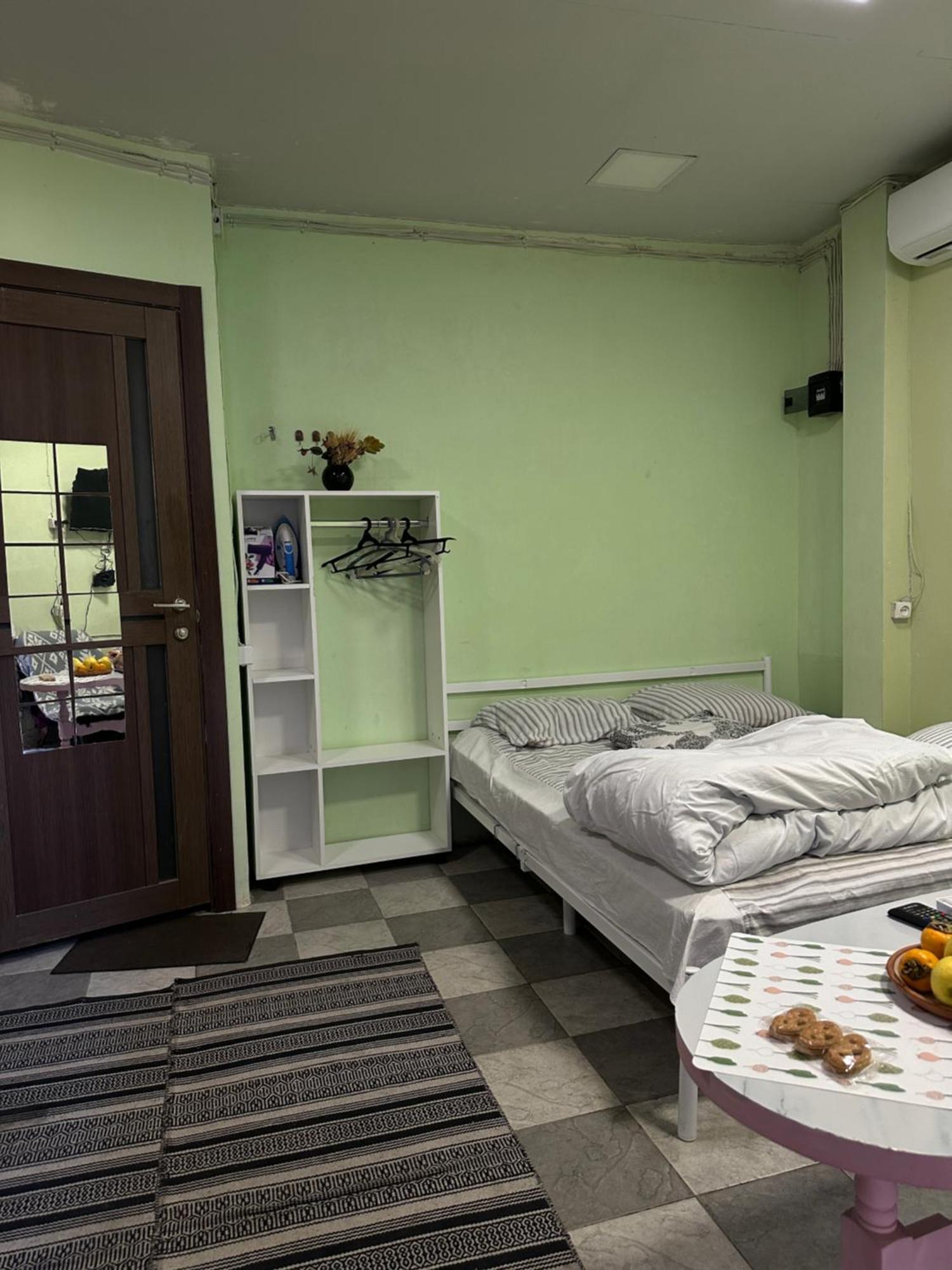Vahe'S Family Guest House Front Jerevan Buitenkant foto